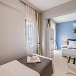 Himm Ξενοδοχείο *